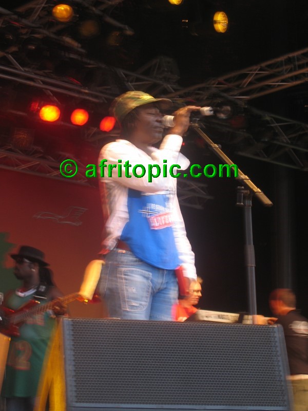 ../Images/Summerjam2005 014.jpg